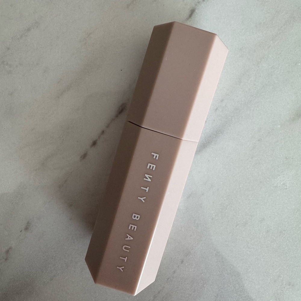 **BRAND NEW** Fenty Beauty Match Stix Matte Contour Stick - Mocha - Picture 3 of 4